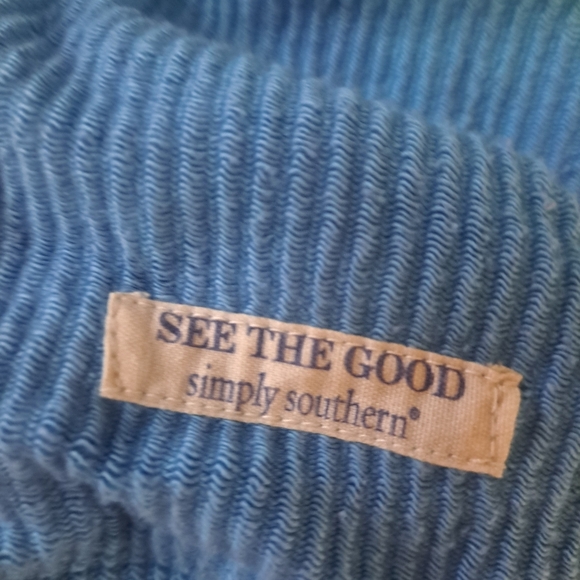 Simply Southern "BEACH VIBES" 🌊✌️ TieDye Waffle Sweatshirt - Picture 7 of 7